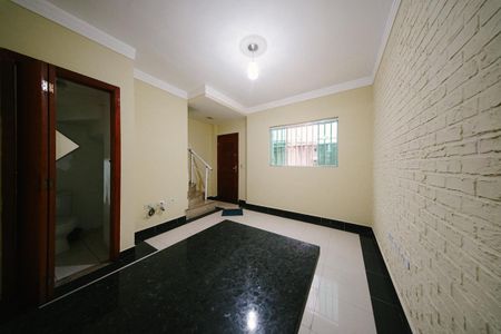 Sala de casa de condomínio à venda com 2 quartos, 88m² em Vila Araguaia, São Paulo