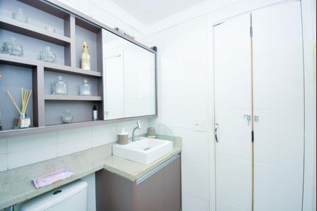Apartamento para alugar com 54m², 2 quartos e 1 vagaBanheiro