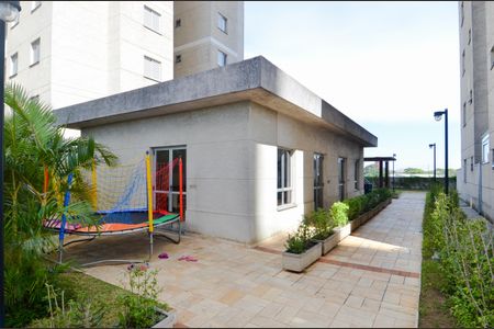 Apartamento para alugar com 54m², 2 quartos e 1 vaga Apartamento para alugar com 54m², 2 quartos e 1 vagaÁrea comum - Salão de festas
