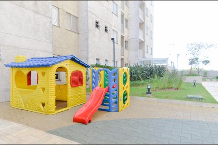 Apartamento para alugar com 54m², 2 quartos e 1 vaga Apartamento para alugar com 54m², 2 quartos e 1 vagaÁrea comum - Playground