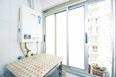 Apartamento para alugar com 54m², 2 quartos e 1 vagaÁrea de Serviço