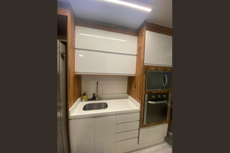 Cozinha de apartamento à venda com 2 quartos, 49m² em Jardim Las Vegas, Guarulhos