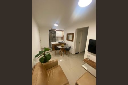 Sala de apartamento à venda com 2 quartos, 49m² em Jardim Las Vegas, Guarulhos