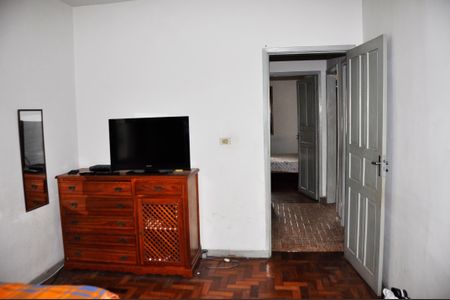 Casa à venda com 168m², 4 quartos e 3 vagas Casa à venda com 168m², 4 quartos e 3 vagasQuarto 2