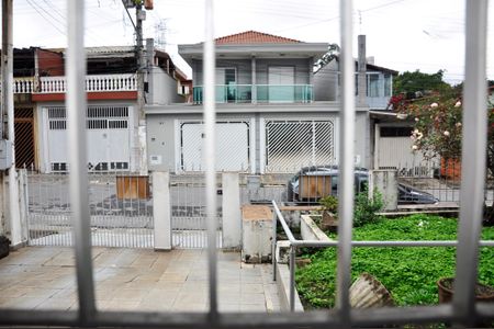 Casa à venda com 168m², 4 quartos e 3 vagas Casa à venda com 168m², 4 quartos e 3 vagasVista do Quarto 1