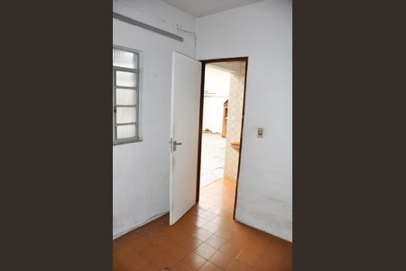 Casa à venda com 168m², 4 quartos e 3 vagas Casa à venda com 168m², 4 quartos e 3 vagasBanheiro da Edícula