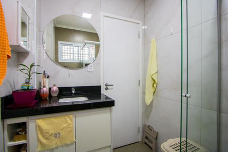 Apartamento à venda com 81m², 2 quartos e 1 vagaBanheiro