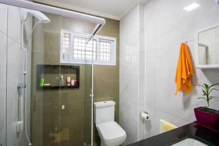 Apartamento à venda com 81m², 2 quartos e 1 vagaBanheiro