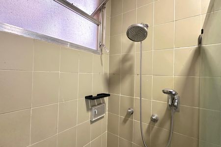 Apartamento para alugar com 117m², 3 quartos e sem vaga