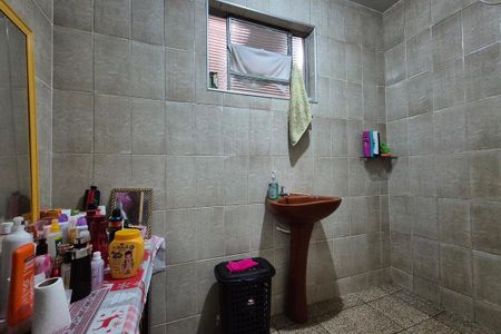 Casa à venda com 273m², 7 quartos e 1 vaga Casa à venda com 273m², 7 quartos e 1 vagaBanheiro