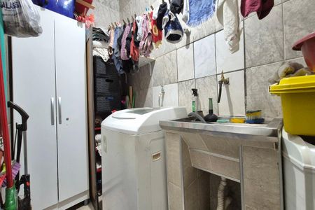Casa à venda com 273m², 7 quartos e 1 vaga Casa à venda com 273m², 7 quartos e 1 vagaÁrea de Serviço