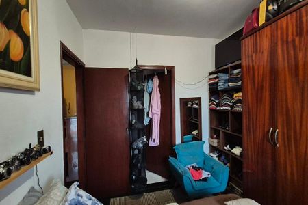 Casa à venda com 273m², 7 quartos e 1 vaga Casa à venda com 273m², 7 quartos e 1 vagaQuarto 2 - Suíte