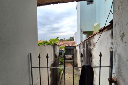 Casa à venda com 273m², 7 quartos e 1 vaga Casa à venda com 273m², 7 quartos e 1 vagaCorredor