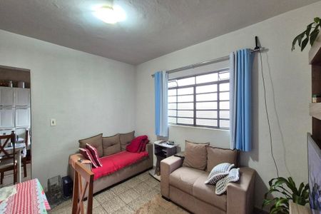 Casa à venda com 273m², 7 quartos e 1 vaga Casa à venda com 273m², 7 quartos e 1 vagaSala