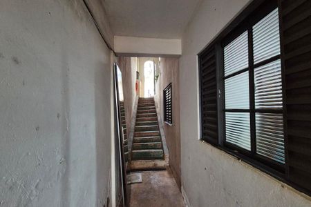 Casa à venda com 273m², 7 quartos e 1 vaga Casa à venda com 273m², 7 quartos e 1 vagaCorredor