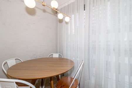 Apartamento à venda com 52m², 2 quartos e sem vaga Apartamento à venda com 52m², 2 quartos e sem vagaSala de Jantar