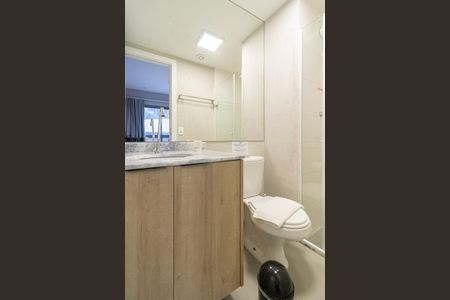 Apartamento à venda com 52m², 2 quartos e sem vaga Apartamento à venda com 52m², 2 quartos e sem vagaBanheiro da Suíte 1