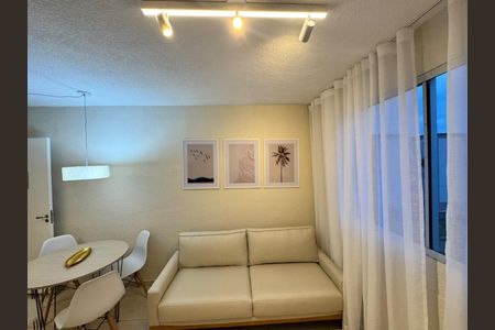 Sala de apartamento à venda com 2 quartos, 40m² em Hípica, Porto Alegre
