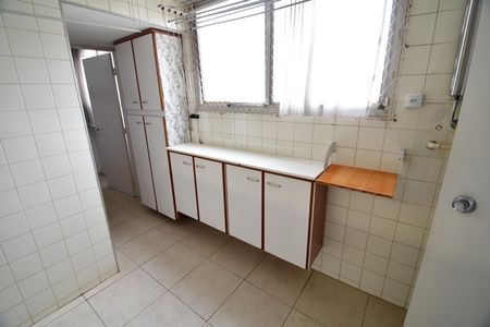 Apartamento para alugar com 152m², 3 quartos e 2 vagasÁrea de Serviço