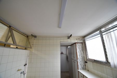Apartamento para alugar com 152m², 3 quartos e 2 vagasÁrea de Serviço
