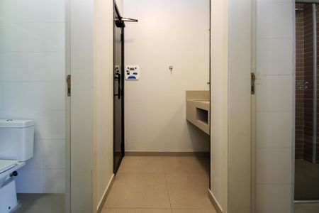 Casa de condomínio para alugar com 750m², 4 quartos e 8 vagas Casa de condomínio para alugar com 750m², 4 quartos e 8 vagasÁrea comum