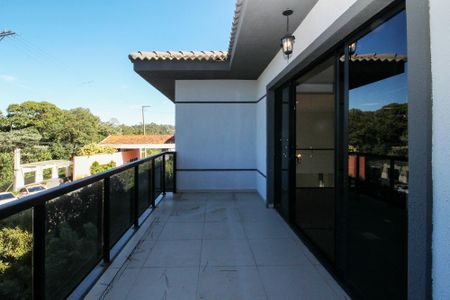 Casa de condomínio para alugar com 750m², 4 quartos e 8 vagas Casa de condomínio para alugar com 750m², 4 quartos e 8 vagasVaranda Sala de TV