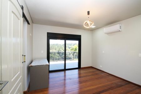Casa de condomínio para alugar com 750m², 4 quartos e 8 vagas Casa de condomínio para alugar com 750m², 4 quartos e 8 vagasSuíte 3