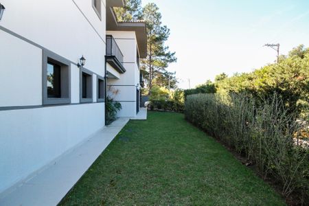 Casa de condomínio para alugar com 750m², 4 quartos e 8 vagas Casa de condomínio para alugar com 750m², 4 quartos e 8 vagasÁrea comum