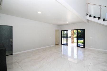 Casa de condomínio para alugar com 750m², 4 quartos e 8 vagas Casa de condomínio para alugar com 750m², 4 quartos e 8 vagasSala de Estar