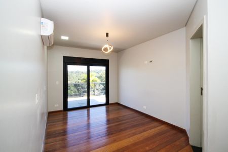 Casa de condomínio para alugar com 750m², 4 quartos e 8 vagas Casa de condomínio para alugar com 750m², 4 quartos e 8 vagasSuíte 2