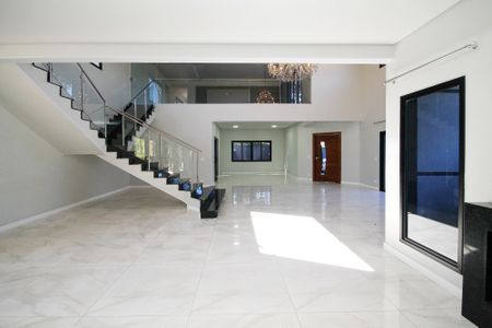 Casa de condomínio para alugar com 750m², 4 quartos e 8 vagas Casa de condomínio para alugar com 750m², 4 quartos e 8 vagasSala de Estar
