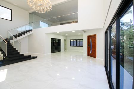 Casa de condomínio para alugar com 750m², 4 quartos e 8 vagas Casa de condomínio para alugar com 750m², 4 quartos e 8 vagasSala de Estar