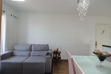 Sala de apartamento à venda com 2 quartos, 50m² em Parque Industriario, Santo André