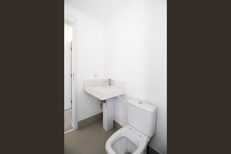 Apartamento à venda com 70m², 2 quartos e 1 vaga Apartamento à venda com 70m², 2 quartos e 1 vagaBanheiro da Suíte