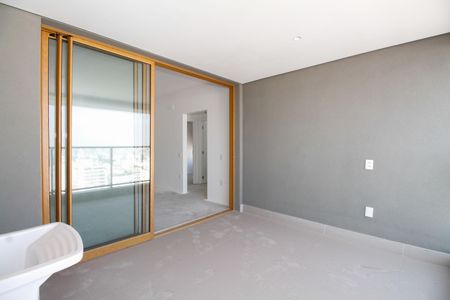 Apartamento à venda com 70m², 2 quartos e 1 vaga Apartamento à venda com 70m², 2 quartos e 1 vagaVaranda