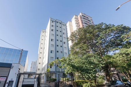 Fachada de apartamento para alugar com 1 quarto, 48m² em Campo Belo, São Paulo