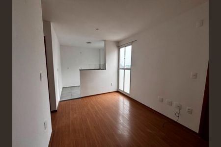 Sala de apartamento para alugar com 2 quartos, 45m² em Jansen, Gravataí