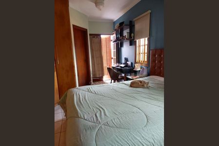Casa à venda com 125m², 3 quartos e 2 vagas