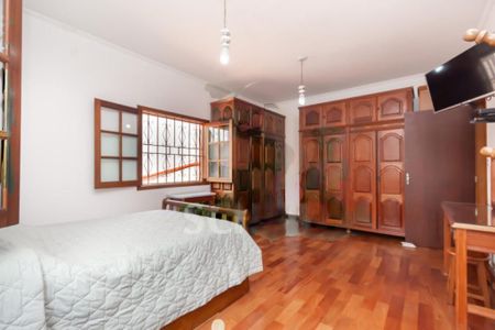 Casa à venda com 225m², 3 quartos e 3 vagas