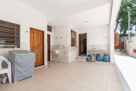 Casa à venda com 225m², 3 quartos e 3 vagas