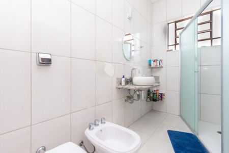 Casa à venda com 225m², 3 quartos e 3 vagas