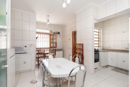 Casa à venda com 225m², 3 quartos e 3 vagas