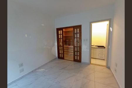 Casa à venda com 250m², 4 quartos e 4 vagas