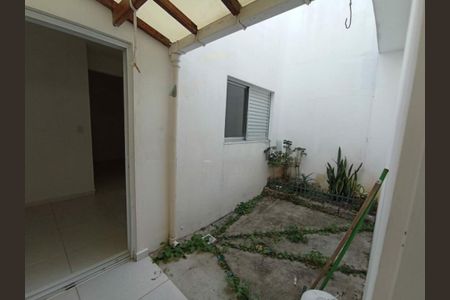 Casa à venda com 4 quartos, 250m² em Jardim Sabara, São Paulo