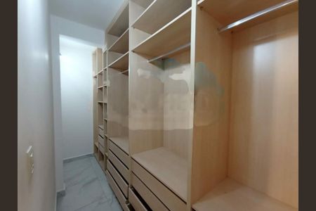 Casa à venda com 250m², 4 quartos e 4 vagas