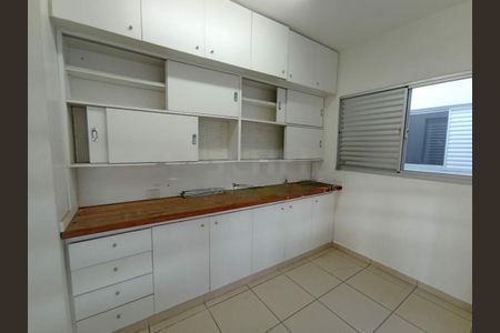 Casa à venda com 250m², 4 quartos e 4 vagas