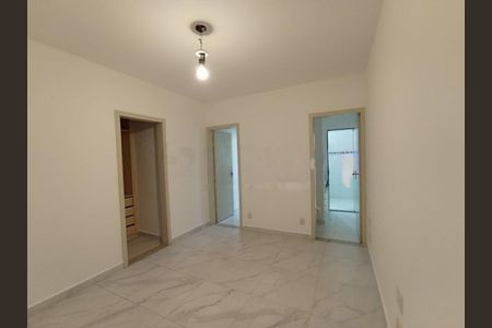 Casa à venda com 250m², 4 quartos e 4 vagas