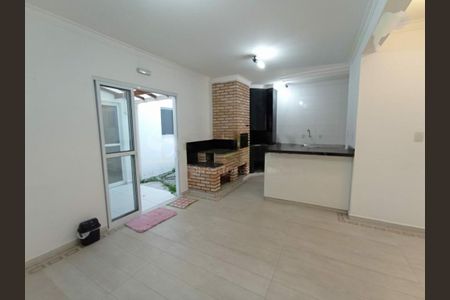 Casa à venda com 4 quartos, 250m² em Jardim Sabara, São Paulo