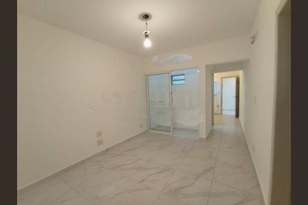 Casa à venda com 4 quartos, 250m² em Jardim Sabara, São Paulo