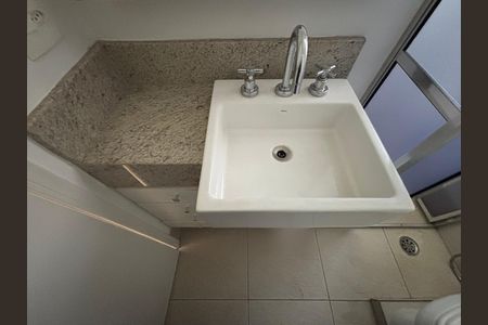 Apartamento à venda com 33m², 1 quarto e 1 vagaBanheiro